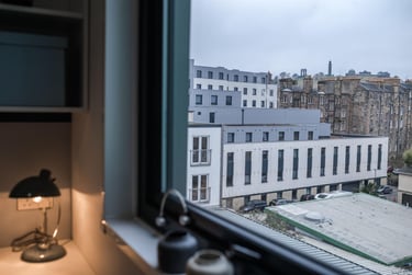 1 bed flat, McDonald Road, Cannonmills, Edinburgh, EH74GT - Image 5